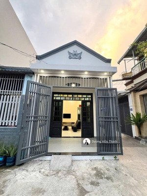 nhà đẹp 2 mặt tiền đường xe hơi suối tiên kế ga metro tặng full nội thất