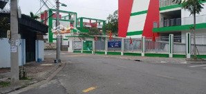 ngõ thông - oto tránh- hàng xóm vincom long biên - tiện ích xung quanh phong phú