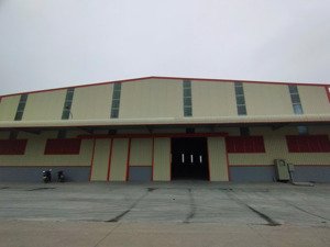 cho thuê kho cụm cn nguyên khê, đông anh, hn. dt 5000m2 có cắt lẻ, cao 12m, pccc. 130 nghìn/m2/th