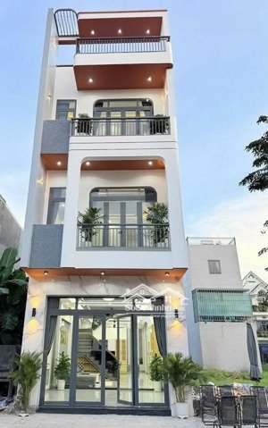 chủ mới gửi - bán nhà 3 tầng hiệp bình chánh - 72m2 (4.5x16) - 6.5 tỷ - đường 8m ngay gigamall