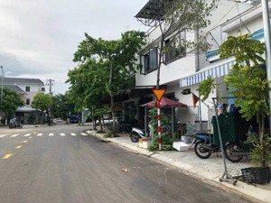 bán nhà mặt tiền 10m5 trịnh hoài đức - khuê trung, cẩm lệ