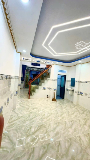 hẻm 6m xe hơi đỗ cửa,công nhận đủ 40m2 không lộ giới,kết cấu hiện đại,không có căn thứ 2 giá này