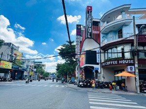 mặt tiền kinh doanh tấp nập ngày đêm 64m² 7.5 tỷ còn thương lượng