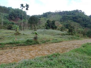 bán đất xóm áng, vầy nưa view cao, có ao & suối