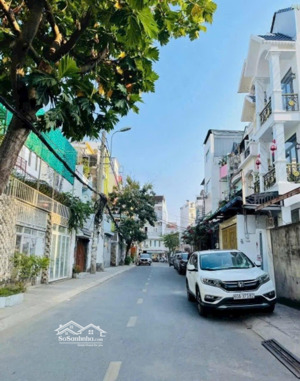 nhà hxt 8m thông dương quảng hàm, p5, gv. 4m x19m cn: 76m2.. trệt + 1 lầu .giá: 9.8 tỷ tl