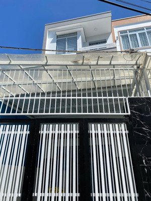 nhà mới đẹp trần thị tính trung tâm nha trang 4 phòng ngủ giá 8,7 tỷ