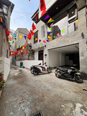 bán gấp - bát khối - long biên - hàng xóm aeon - gần cầu vĩnh tuy- sang phố - 55m - 7 t-full đồ