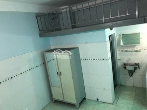 phòng đẹp đối diện công viên gia định tân bình (giá tốt cho người đi làm)