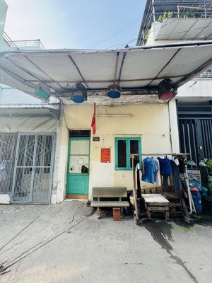 dãy trọ gần chợ lê đình cẩn bình tân chỉ 4,65 tỷ hẽm 6m