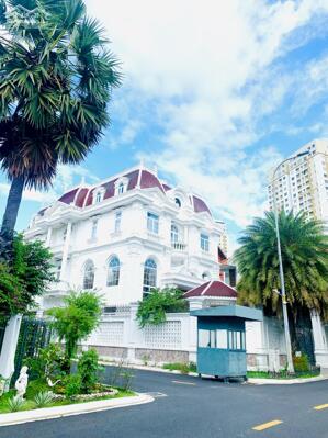 Biệt Thự 4 Tầng-Hồ Bơi Sân Vườn Đẹp 777m2(17mx45m) Khu Compound Thảo Điền 1,Quận 2