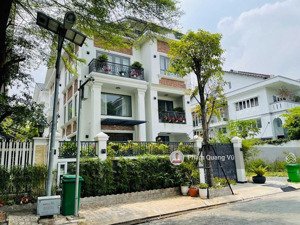 chuyên bán biệt thự nhà phố kdc phú mỹ vph q7, dt 6x21m, 10,5x21m, giá 18 tỷ. lk pmh lh 