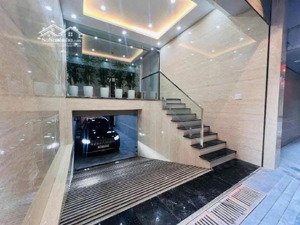 xã đàn đống đa toà nhà lô góc 9 tầng xây mới, dòng tiền 200tr/th. mặt tiền 6.5m ô tô tránh kd đỉnh