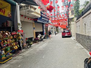 6 tầng thang máy hoàng quốc việt phân lô ttcầu giấy 45m, mt4.5m giá 17.9tỷ ô tô vào nhà 10m ra phố