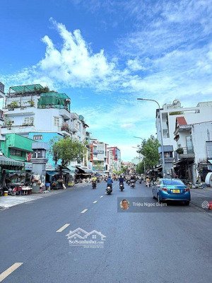 chính chủ lâu đời hẻm oto đỗ cửa 101m2 ngang 5.3m nở hậu 5.8m gần mt hoàng hoa thám khu sầm uất