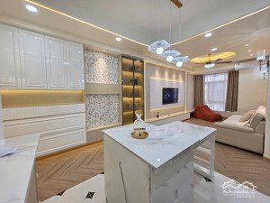 sky garden 3 3pn nhà thiết kế cao cấp giá 6,590 tỷ