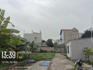 42m2 sen hồ đường 3m ô tô vào tận đất. giá 2.4 tỷ. khuôn đất đẹp, nở hậu, vị trí tiềm năng