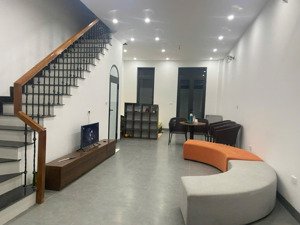 cho thuê gấp bt đầy đủ nội thất tại sao biển - vinhomes ocean park 2 chỉ 6 triệu. lh: 