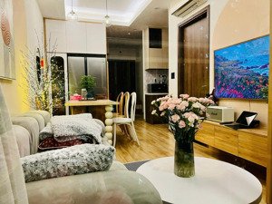 cho thuê căn hộ chung cư view đẹp tại đào trí,q7