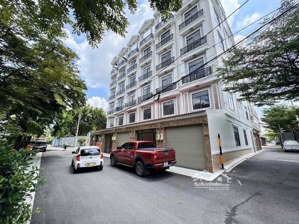 8,2 tỷ bán nhà mới sát cổng vạn phúc view sông hiệp bình phước thủ đức. - đường rộng 9 m