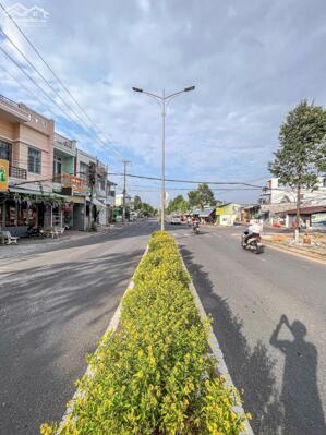 Nền mặt tiền đường Huỳnh Phan Hộ - Gần sân bay Cần Thơ