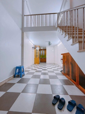 miêu nha dân xây 5 tầng 5,6 tỷ còn thương lượng - thiết kế đủ công năng , giao thông thuận tiện