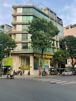 bán tòa nhà dòng tiền cao mt nguyễn xí bình thạnh ( 20x40m nh) hầm 8 tầng hđt: 520 triệu giá 196 tỷ