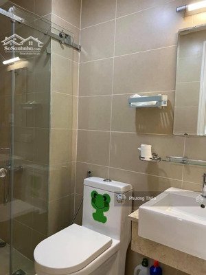 bán căn hộ officetel florita 40m2 giá: 2.6 tỷ. liên hê: phương thảo