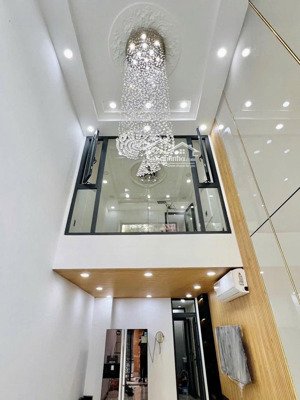 quận 3 nhà hẻm ô tô 5 tầng có thang máy chỉ 8.99 tỷ