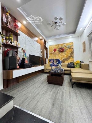 cực hiếm! bán nhà mặt ngõ kim giang - thanh xuân gần ô tô , 37m2 - 5 tầng - 5 ngủ ,giá chỉ hơn 8 tỷ