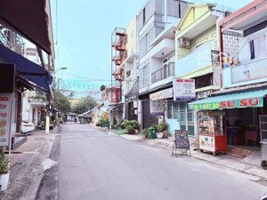 nhỉnh 5 tỷ - nhà 2 tầng còn mới - 48m2 - mặt tiền kinh doanh đa ngành khu vip tên lửa - bình tân