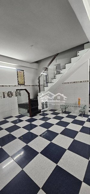 chính chủ trang bìa kế bên khu kiều đàm 55 m2 5.6 tỷ trân xuân soạn