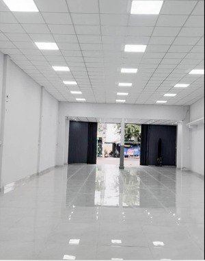 cho thuê np tại 807-809 hùng vương, 15 triệu, 220m2