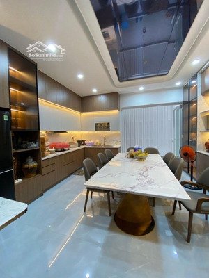 chủ giảm 1 tỷ bán gấp mặt tiền bông sao, 5 tầng, chỉ 9.4 tỷ