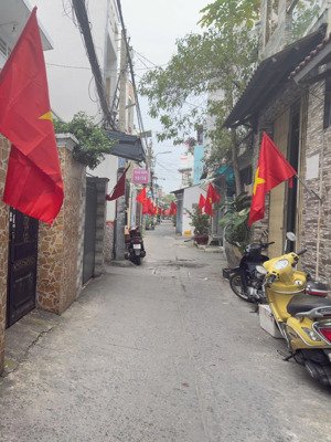 bán nhà đẹp tại bông sao, 9 triệu, 132m2, 5pn, 3wc, 2 tầng, q8, hcm