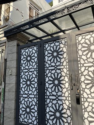 mặt tiền kinh doanh view landmark 81 - giáp q1 - 70m2. võ duy ninh, bình thạnh dt: 70m2, 10 chdv