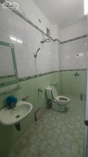 Cho thuê nhà mặt ngõ Hồ Sen , Lê Chân . Làm spa , mi móng kết hợp ở ok