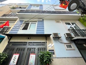 thích quảng đức, phú nhuận - sát hxh thông hoàng hoa thám - nhà chính chủ xây dựng 4 tầng btct