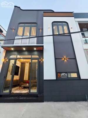 Nhà lầu xây mới Full nội thất - Hẻm 122 Nguyễn Thông