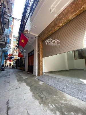 phân lô 6 tầng thang máy nguyễn đình hoàn trung tâm cầu giấy 45m,mt4.5m ô tô vào nhà 10m ra mặt phố