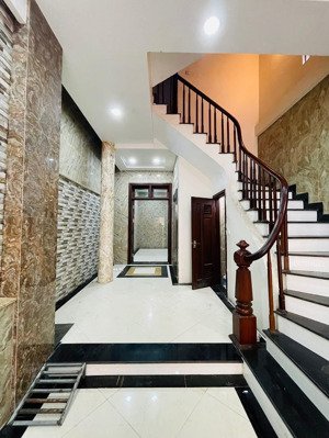 bán nhà riêng tại trương định, mặt ngõ to như phố,ô tô tránh 18 tỷ, 66m2, 8pn, 6wc,7 tầng,thang máy