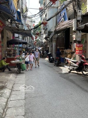 chính chủ bán đất tặng nhà ngõ chợ khâm thiên mặt chợ kinh doanh 24/24 vỉa hè ô tô đón quy hoạch