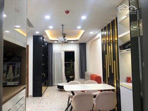 cần bán gấp căn hộ diamond riverside 2pn view thoáng, nhà mới chưa ở