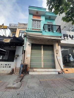 cho thuê nhà mặt phố lê thị hà, 20 triệu, 60 m2, 3pn, 2wc, tiện ích đầy đủ