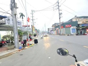 tài chính hơn 4 tỷ có ngay lô đất trục kinh doanh khu công nghệ cao hoà lạc. đường rộng 17 m