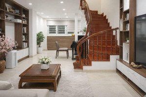 cần bán gấp nhà phân lô vỉa hè văn khê hà đông, ô tô tránh đỗ, 46m 5 tầng giá 16 tỷ