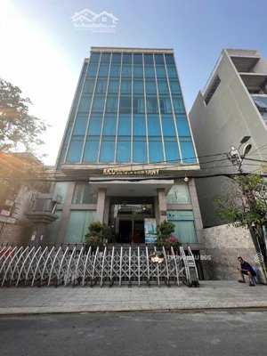 bán tòa nhà mt sân bay tân sơn nhất - dt 2.000m2 sàn - hầm - 7 tầng - hđt 360 triệu - giá 100 tỷ