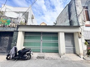 chính chủ - bán nhà cấp 4 - dt 93m2 (5.5x17m) - hẻm xe tải - ngay chợ hiệp bình