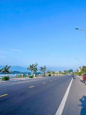 chính chủ bán lô góc đẹp khu tđc bầu gáo diên khánh gần sông cái