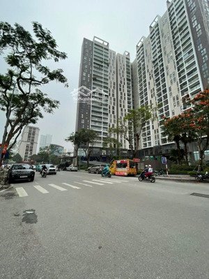 bán nhà mặt phố trần kim xuyến, cầu giấy, trung tâm sầm uất, kd đa ngành nghề