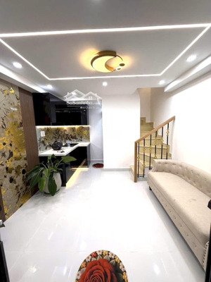 ô tô đỗ cửa nhà mới 100% hàng hiếm bình tân giáp tên lửa, tỉnh lộ 10, q. 6 dt: 14m2 (3.5m)